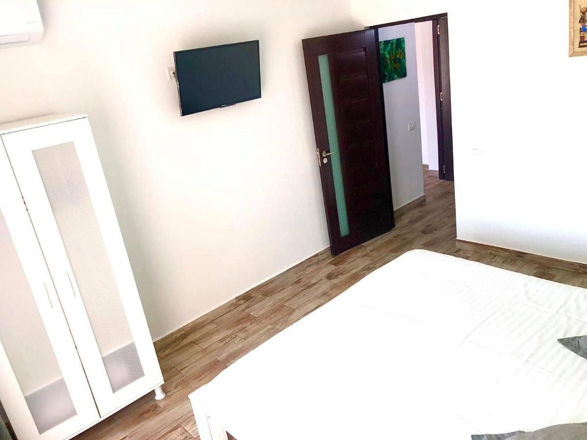 Mustaciosul Dunarii Ieşelniţa Exterior foto