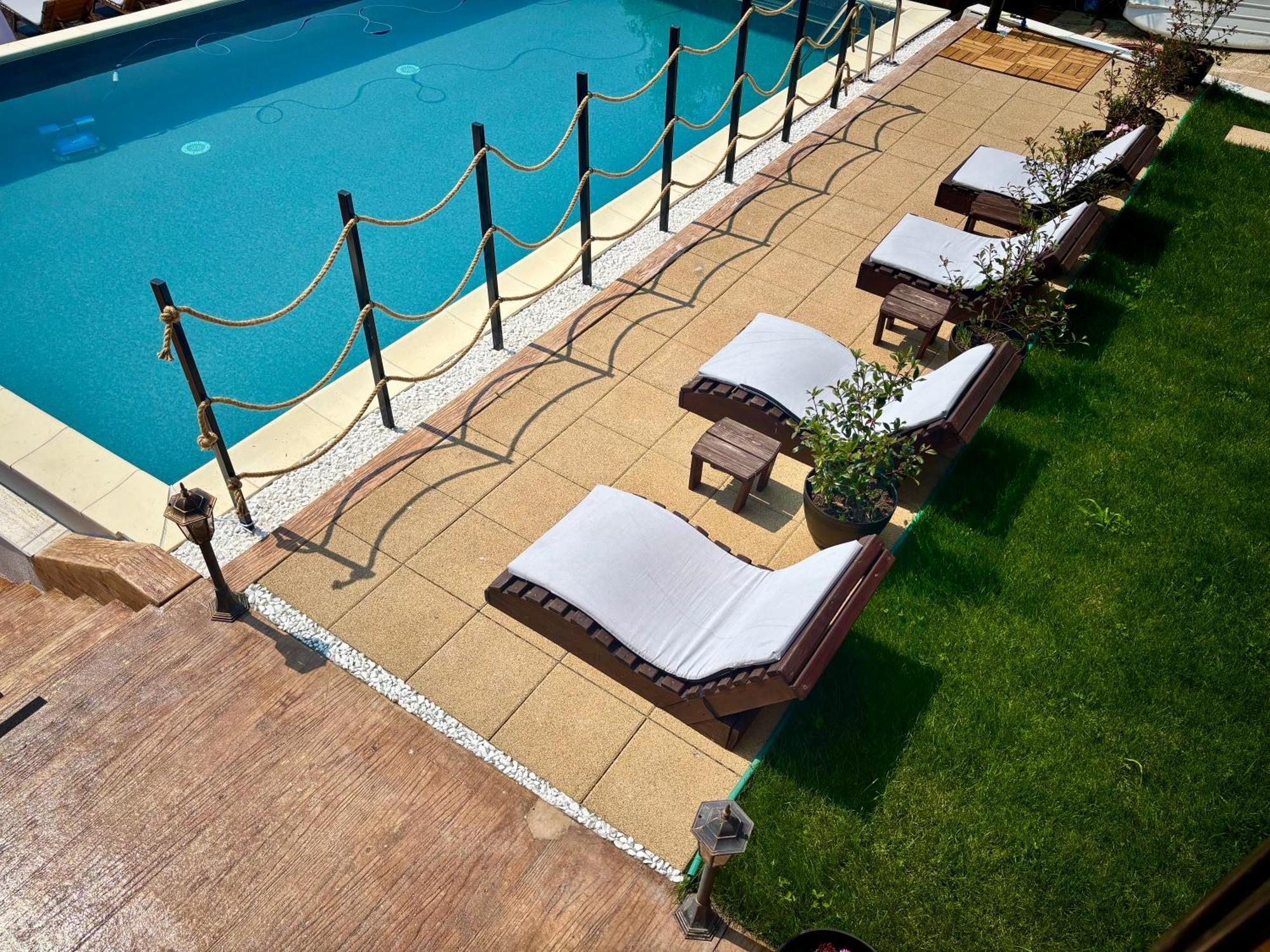 Mustaciosul Dunarii Ieşelniţa Exterior foto